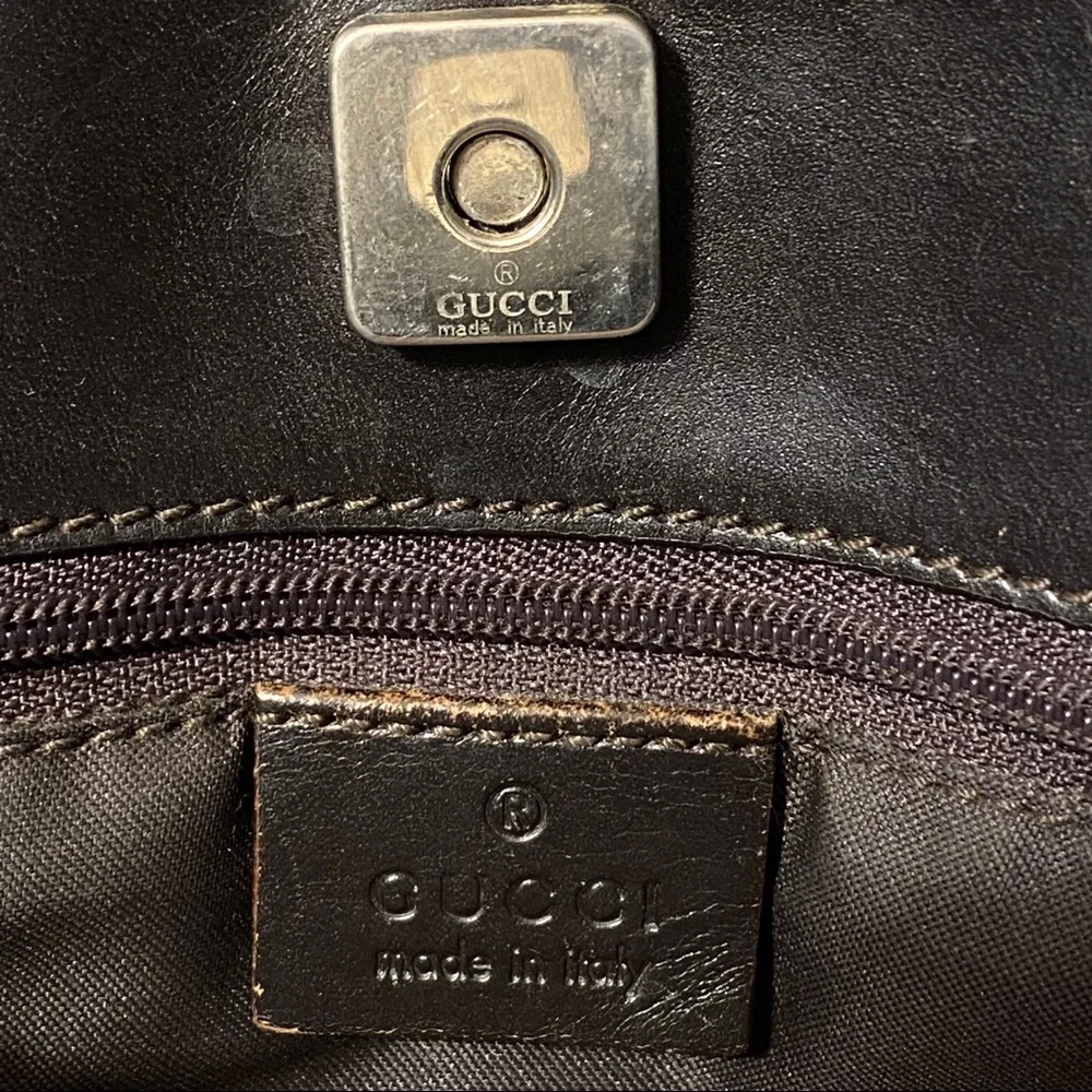 SOLD Authentic Gucci Monogram Hand Bag - Picture 6 of 14